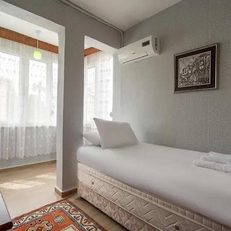 Peaceful House With Garden And Shared Pool In Bogazkent, * Antalya